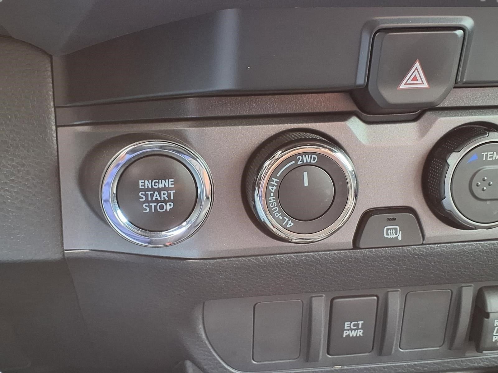 2022 Toyota Tacoma 4WD SR