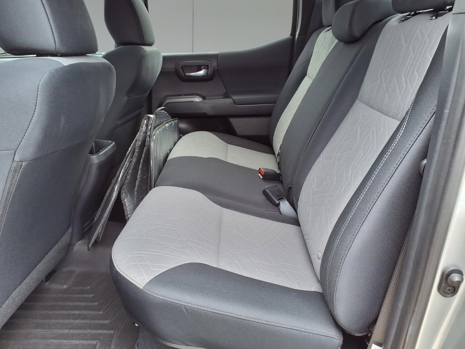 2022 Toyota Tacoma 4WD SR