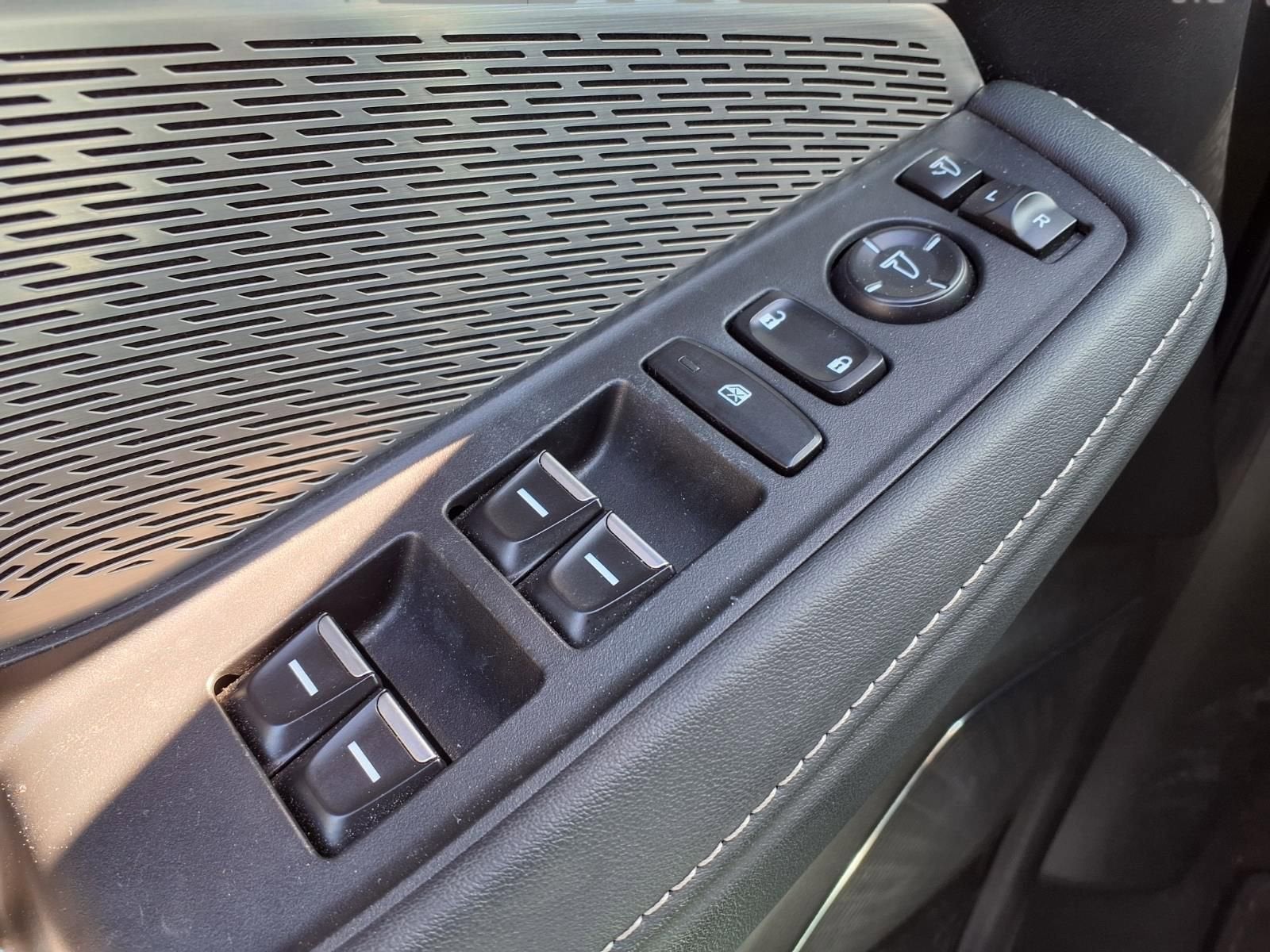 2022 Acura MDX w/Advance Package