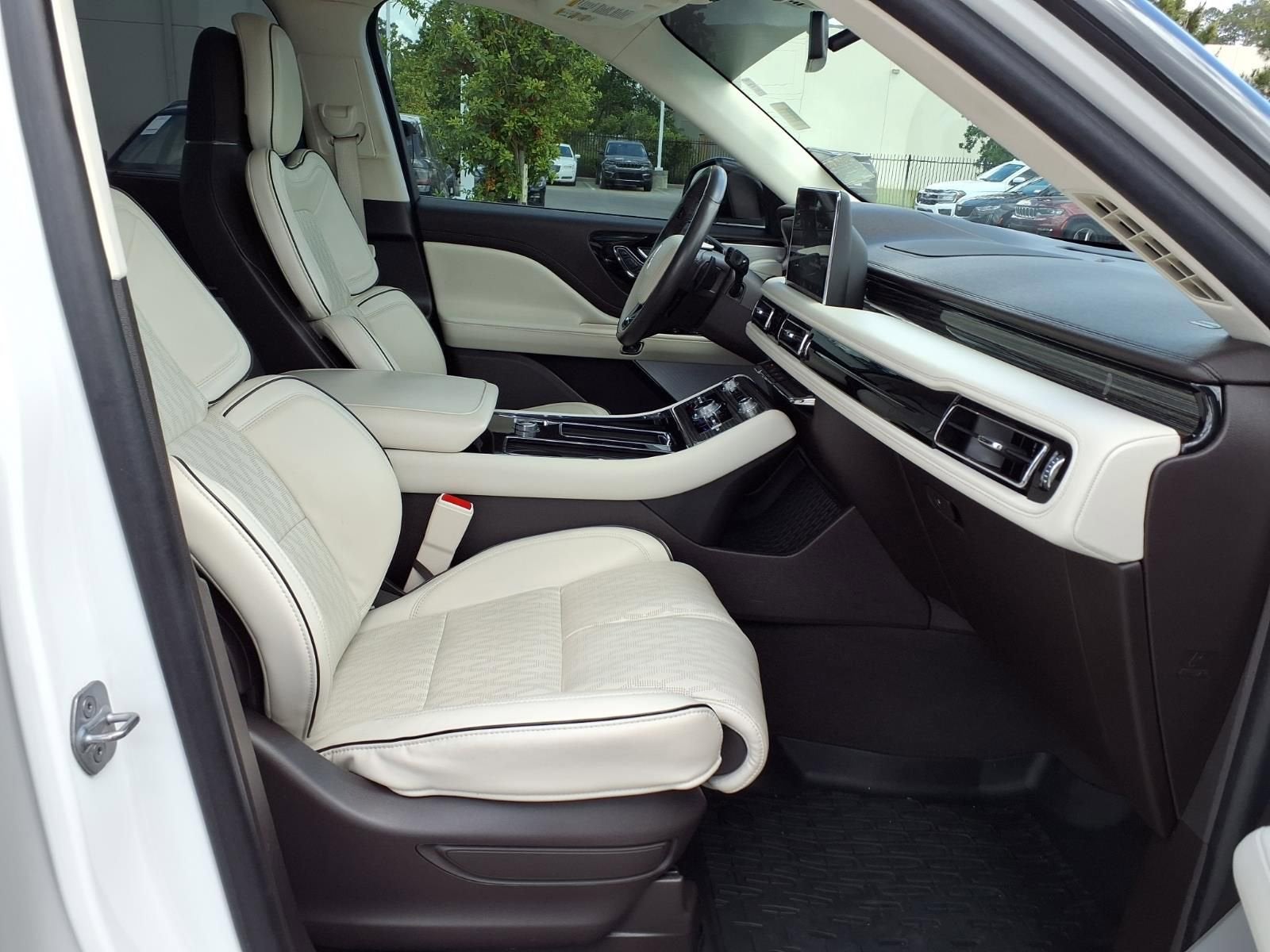 2022 Lincoln Aviator Black Label