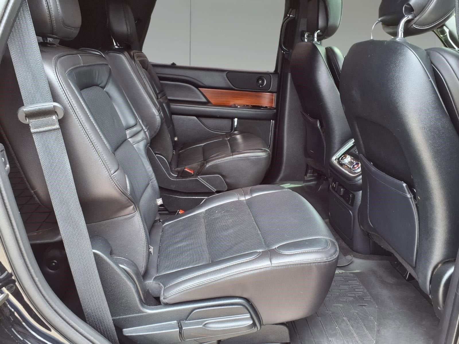 2018 Lincoln Navigator Select