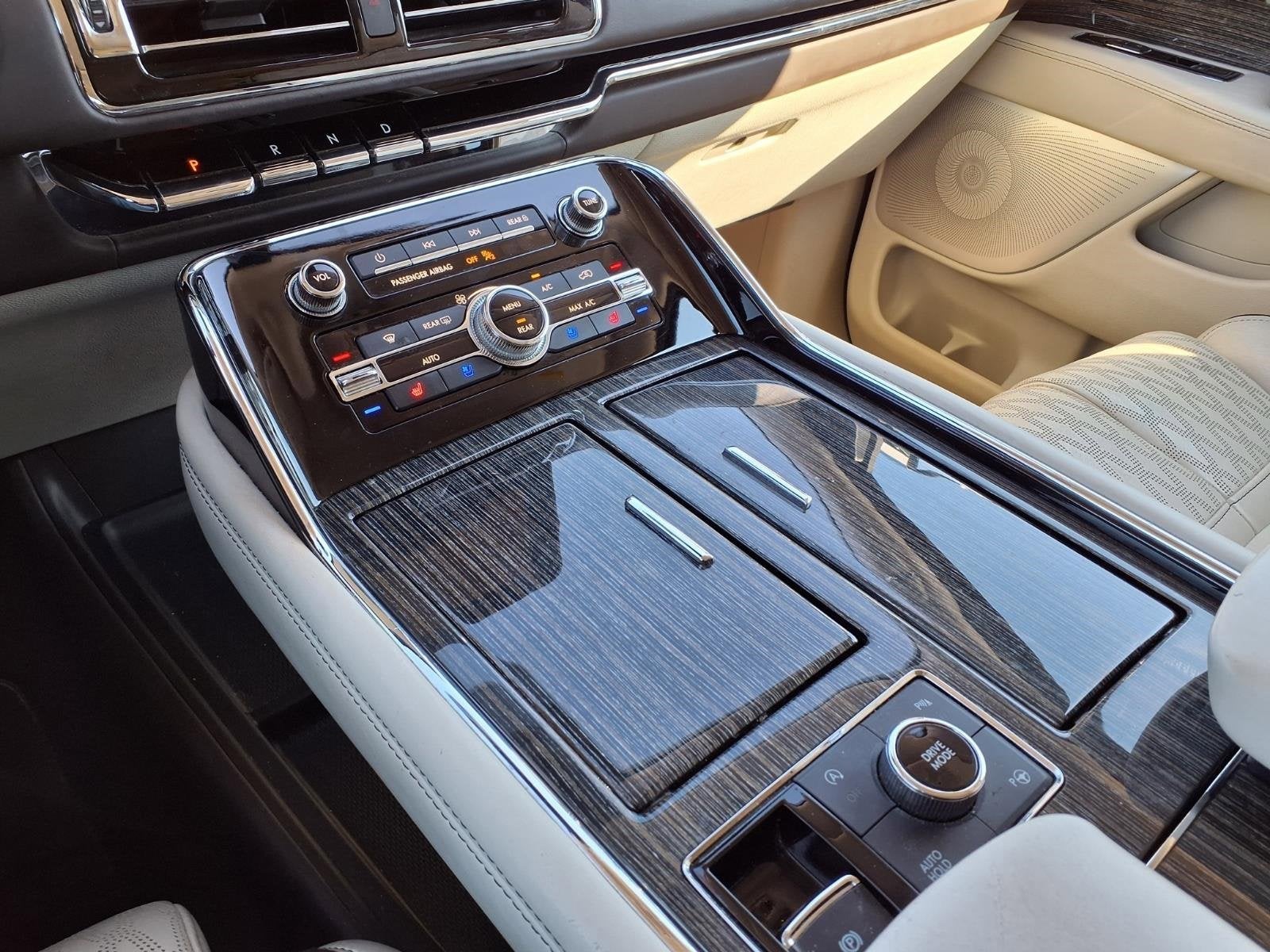 2018 Lincoln Navigator L Black Label