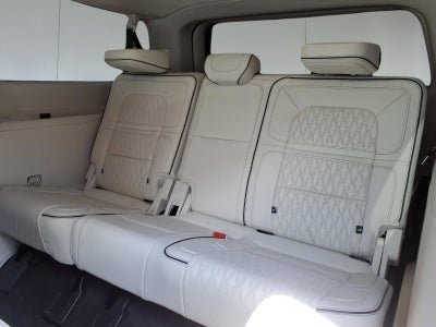 2022 Lincoln Navigator L Black Label