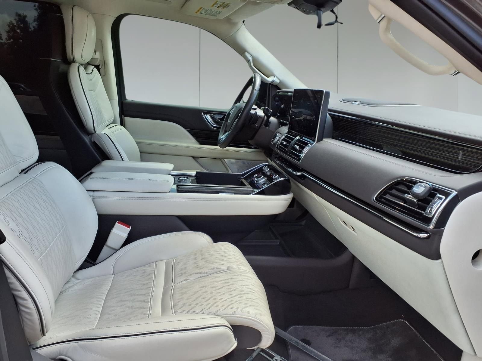 2022 Lincoln Navigator L Black Label