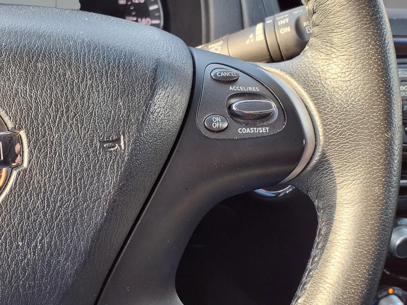 2014 Nissan Pathfinder Platinum
