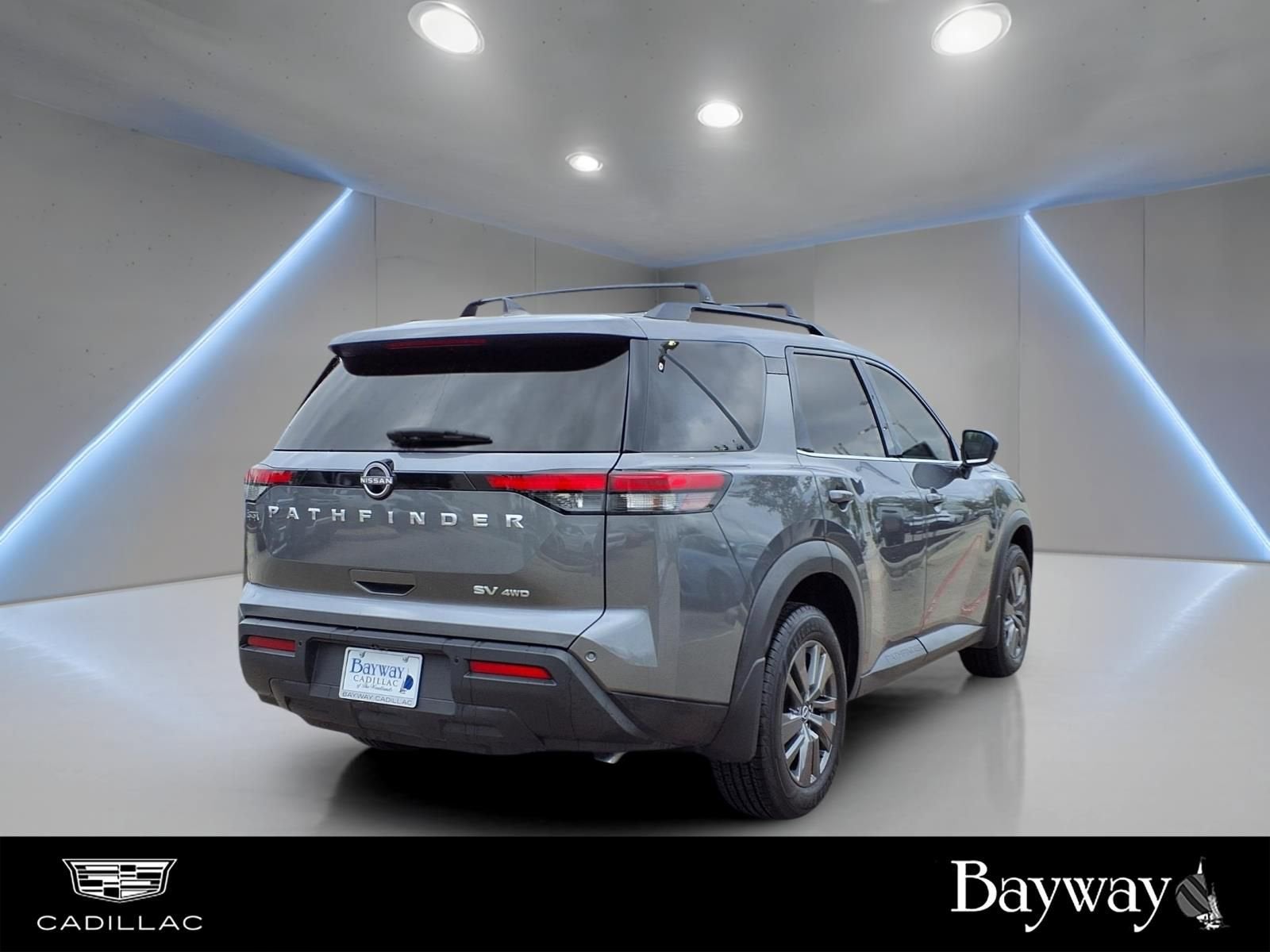 2022 Nissan Pathfinder SV