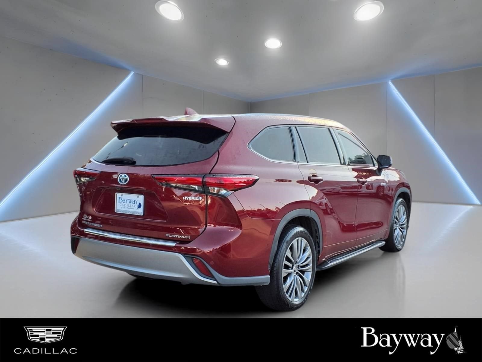 2020 Toyota Highlander Hybrid Platinum