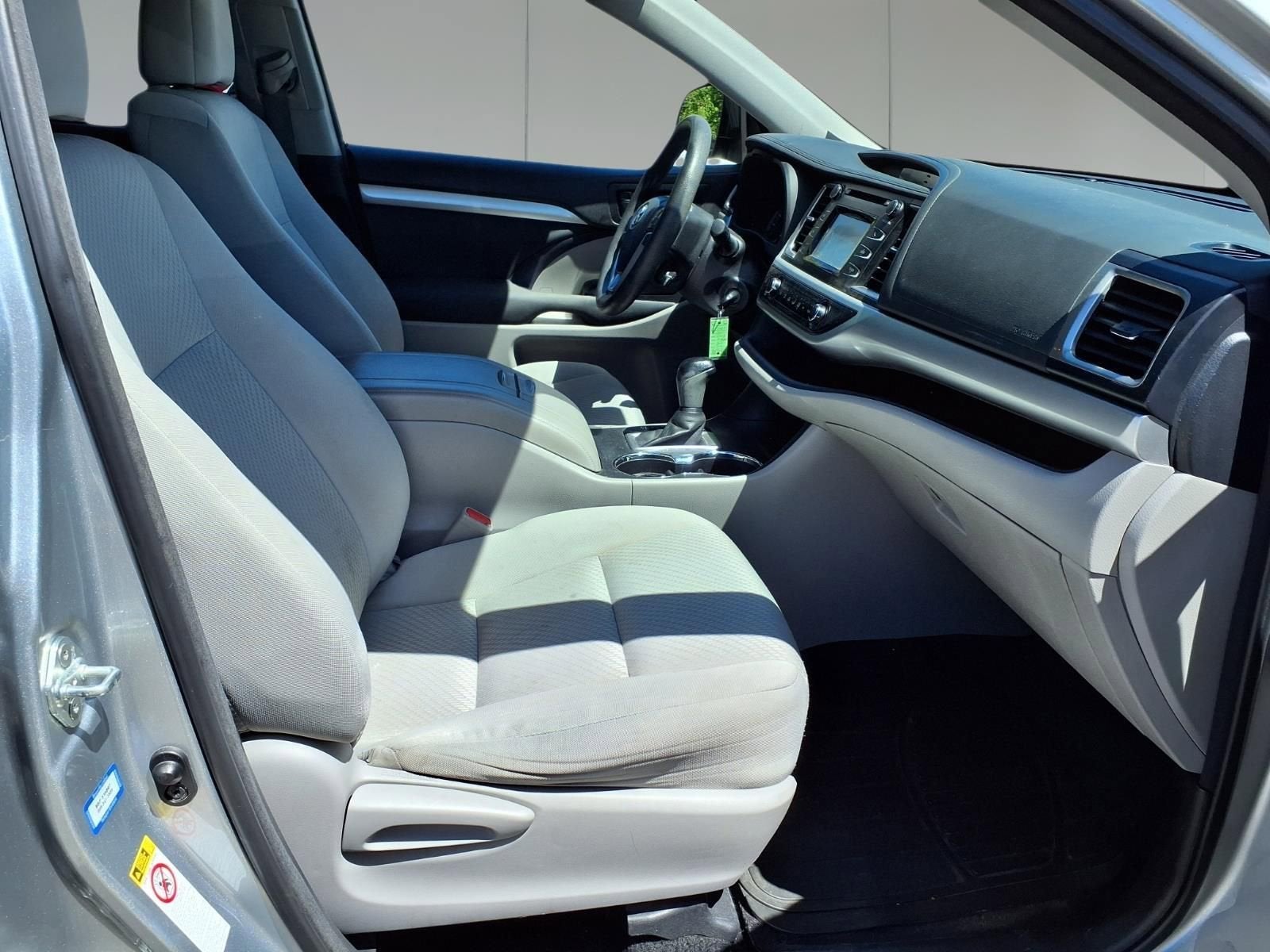 2017 Toyota Highlander LE