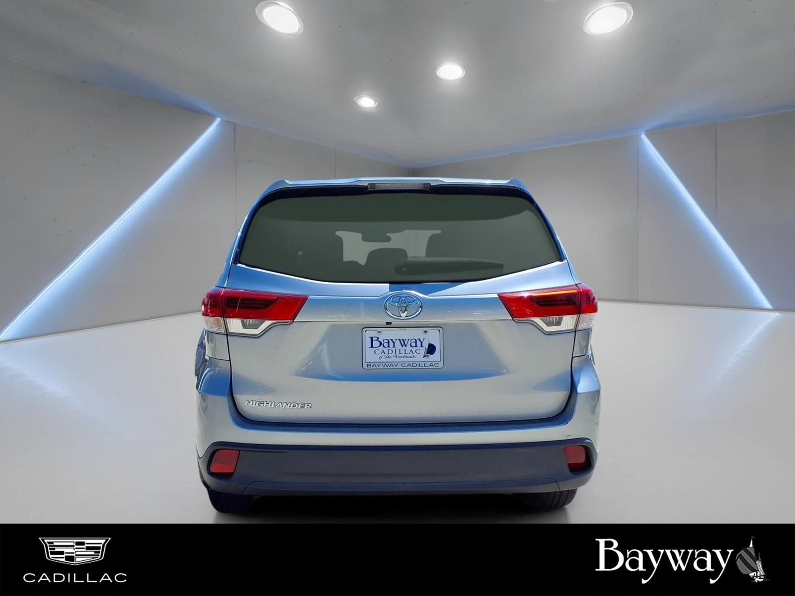 2017 Toyota Highlander LE