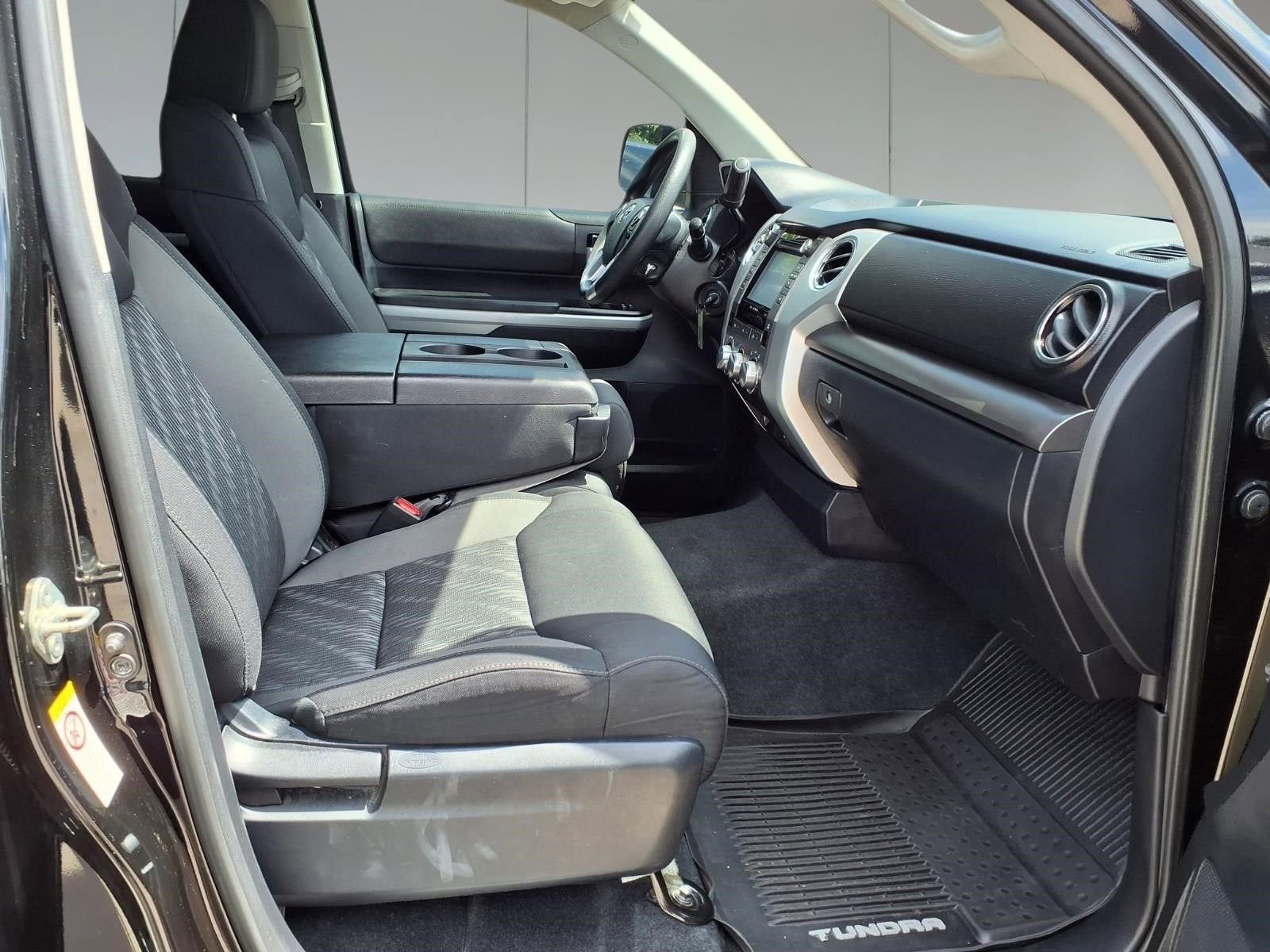2018 Toyota Tundra 2WD SR5