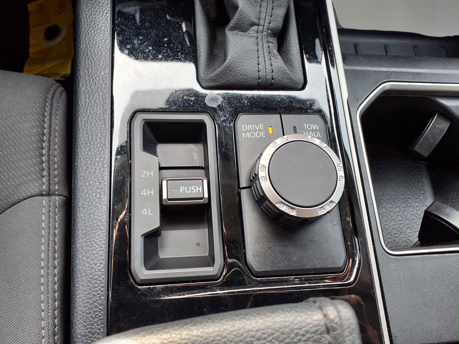 2022 Toyota Tundra 4WD SR5