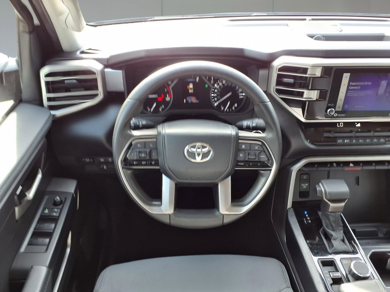 2022 Toyota Tundra 4WD SR5