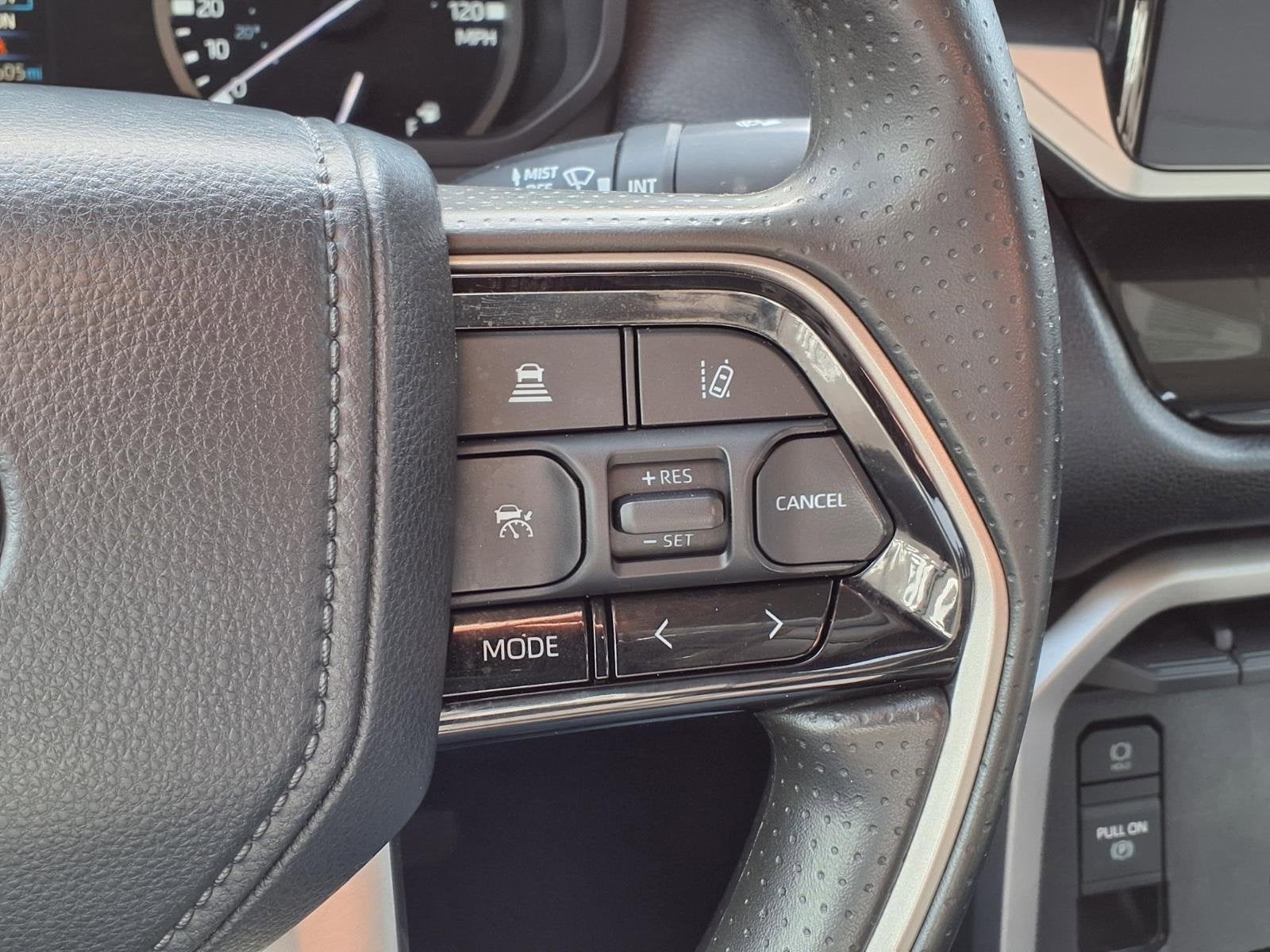 2022 Toyota Tundra 4WD SR5