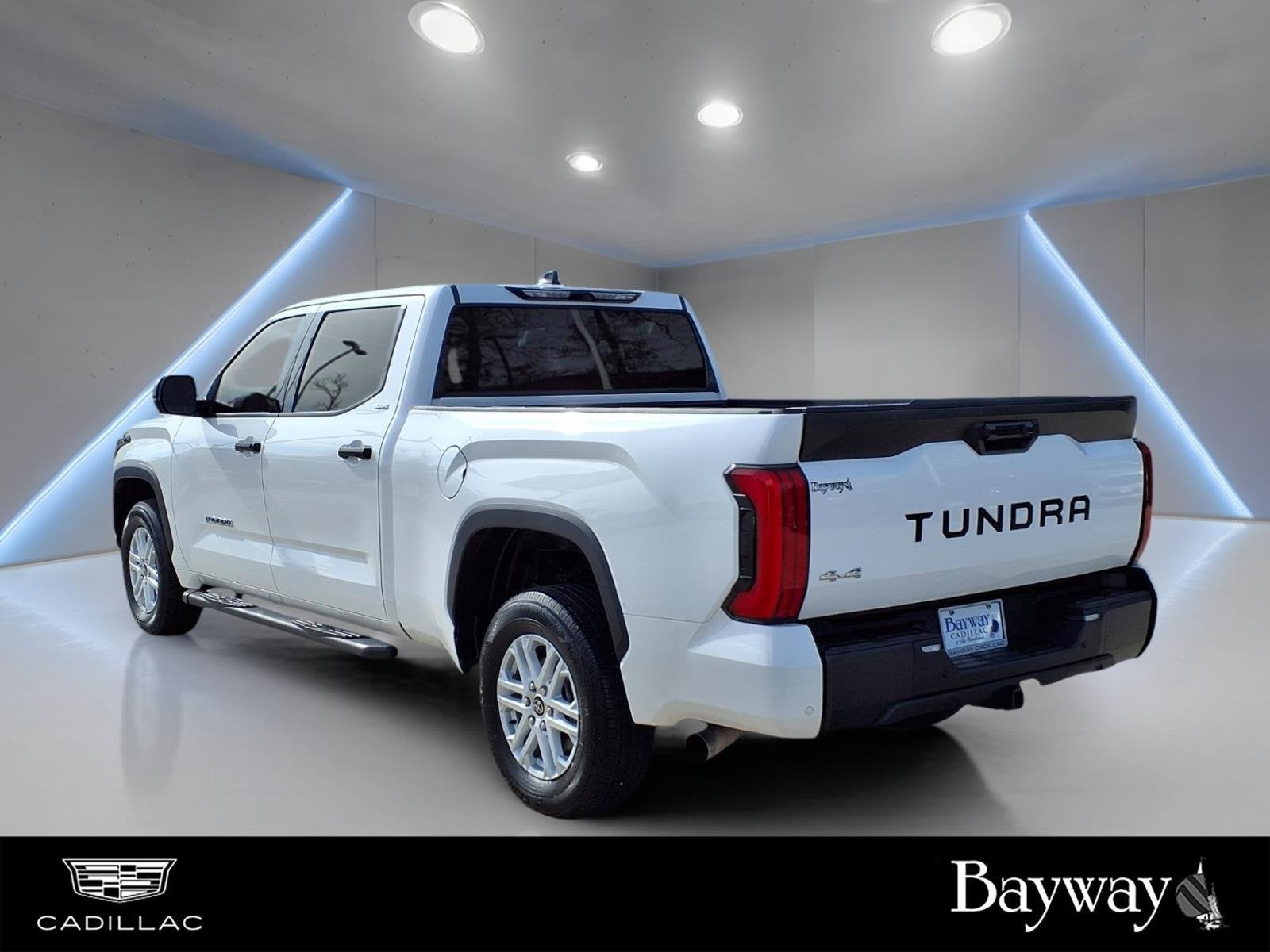 2022 Toyota Tundra 4WD SR5