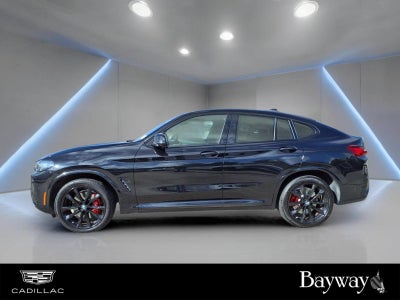 2025 BMW X4 xDrive30i