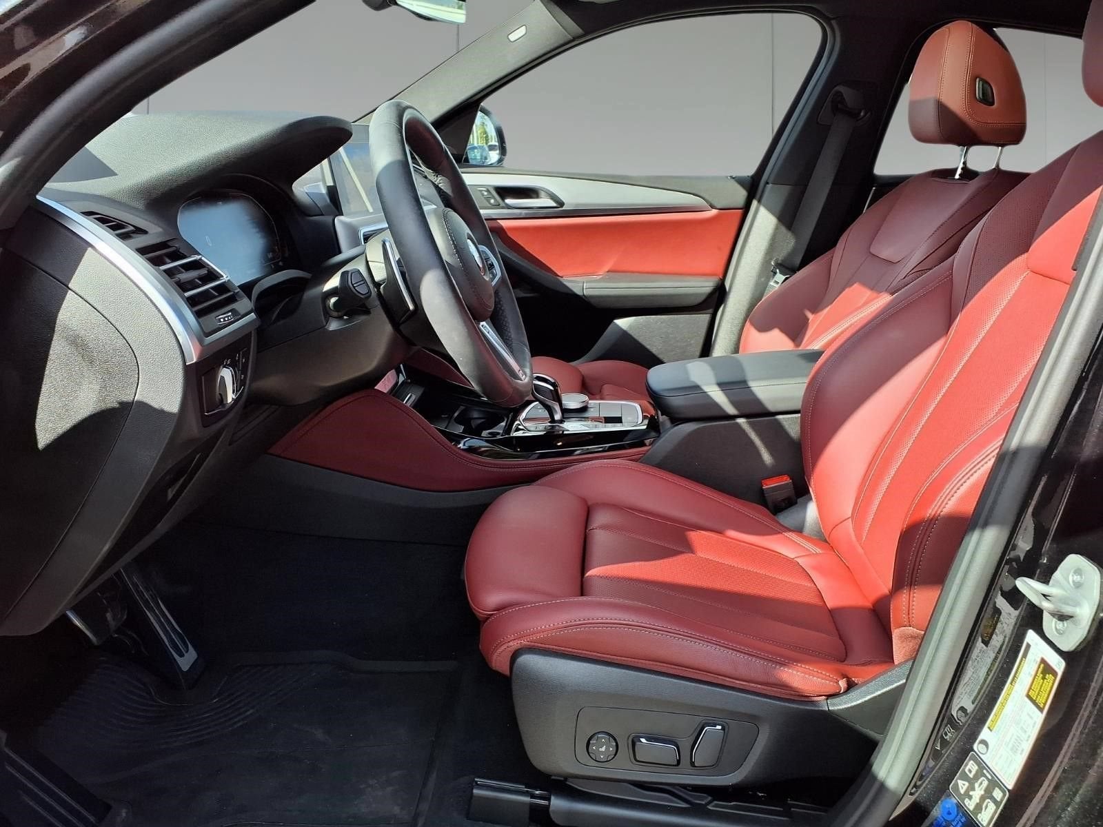 2025 BMW X4 xDrive30i