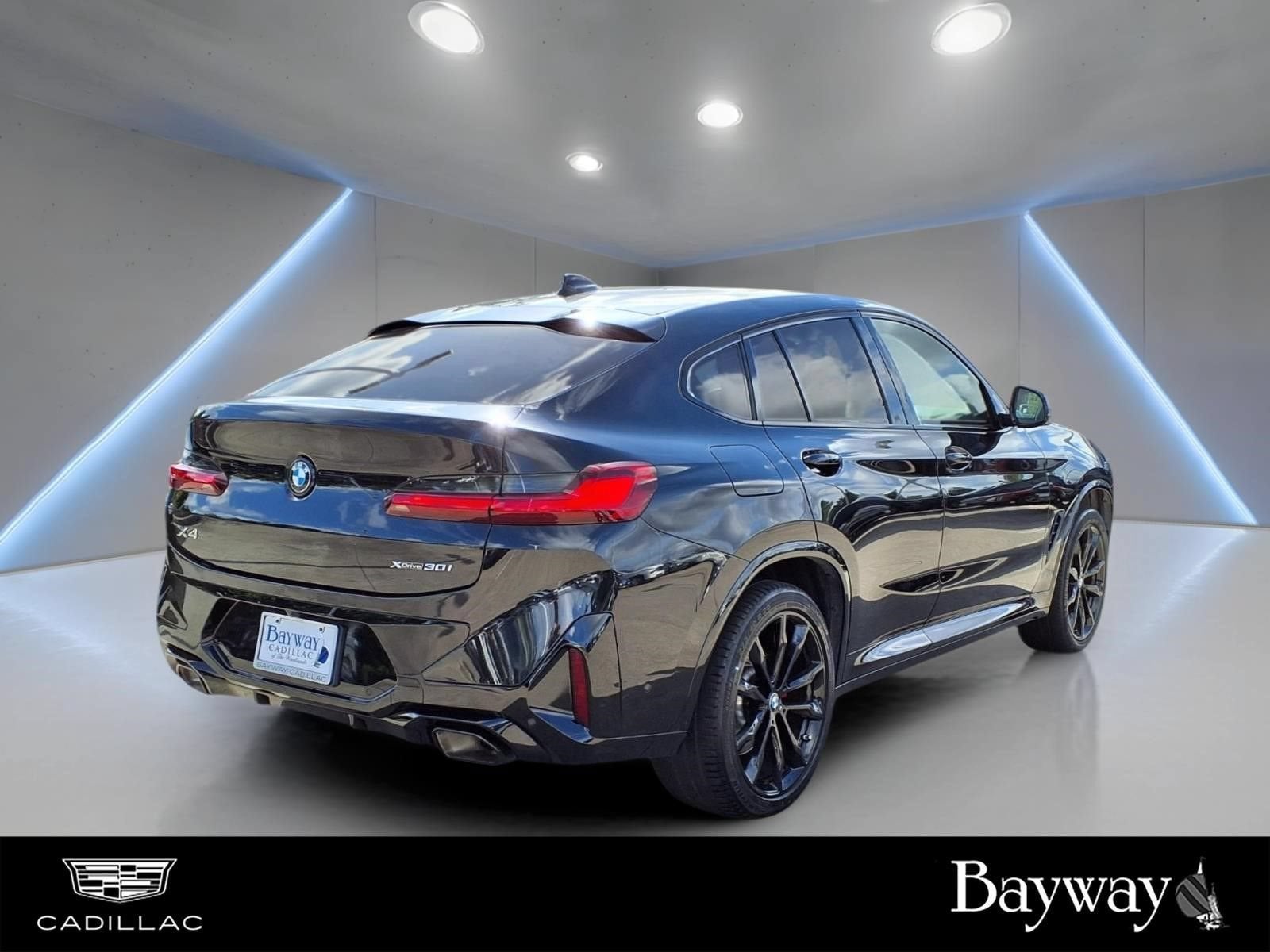 2025 BMW X4 xDrive30i
