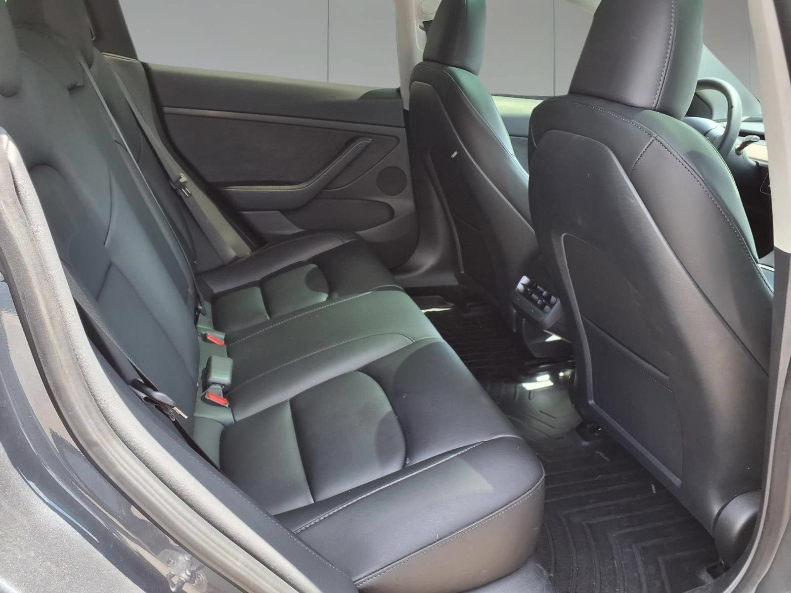 2023 Tesla Model 3 NA