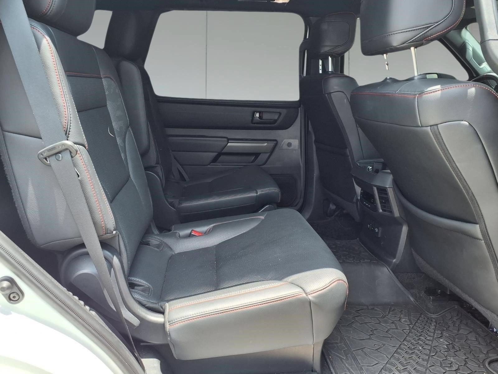 2024 Toyota Sequoia SR5
