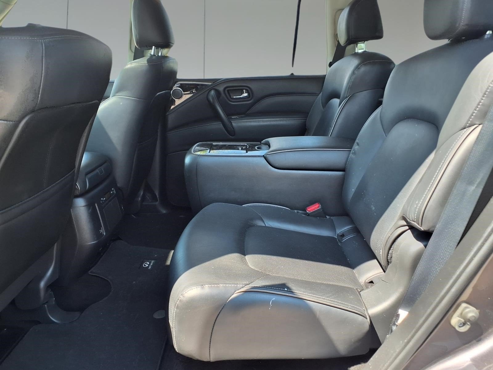 2022 INFINITI QX80 LUXE