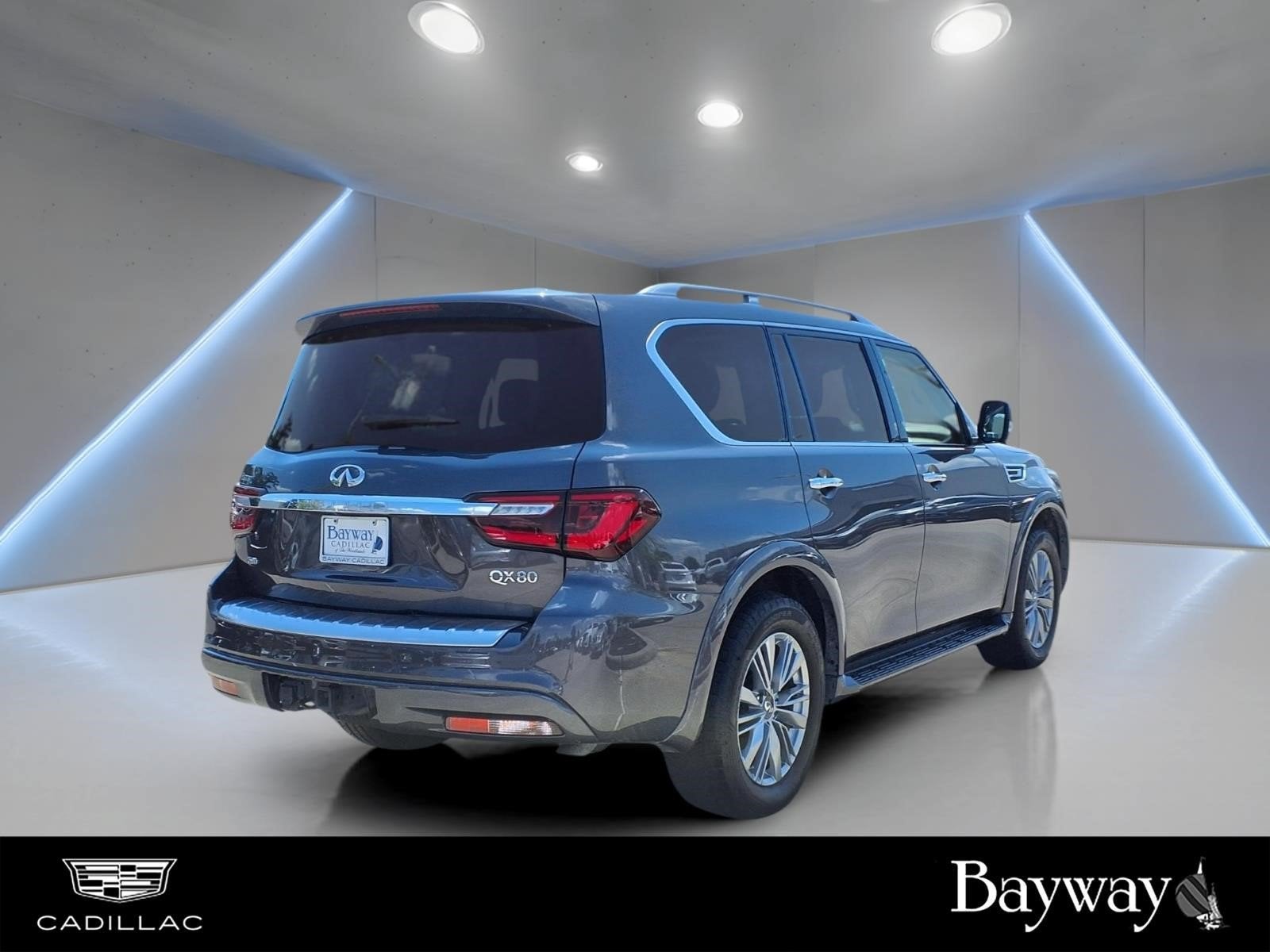 2022 INFINITI QX80 LUXE