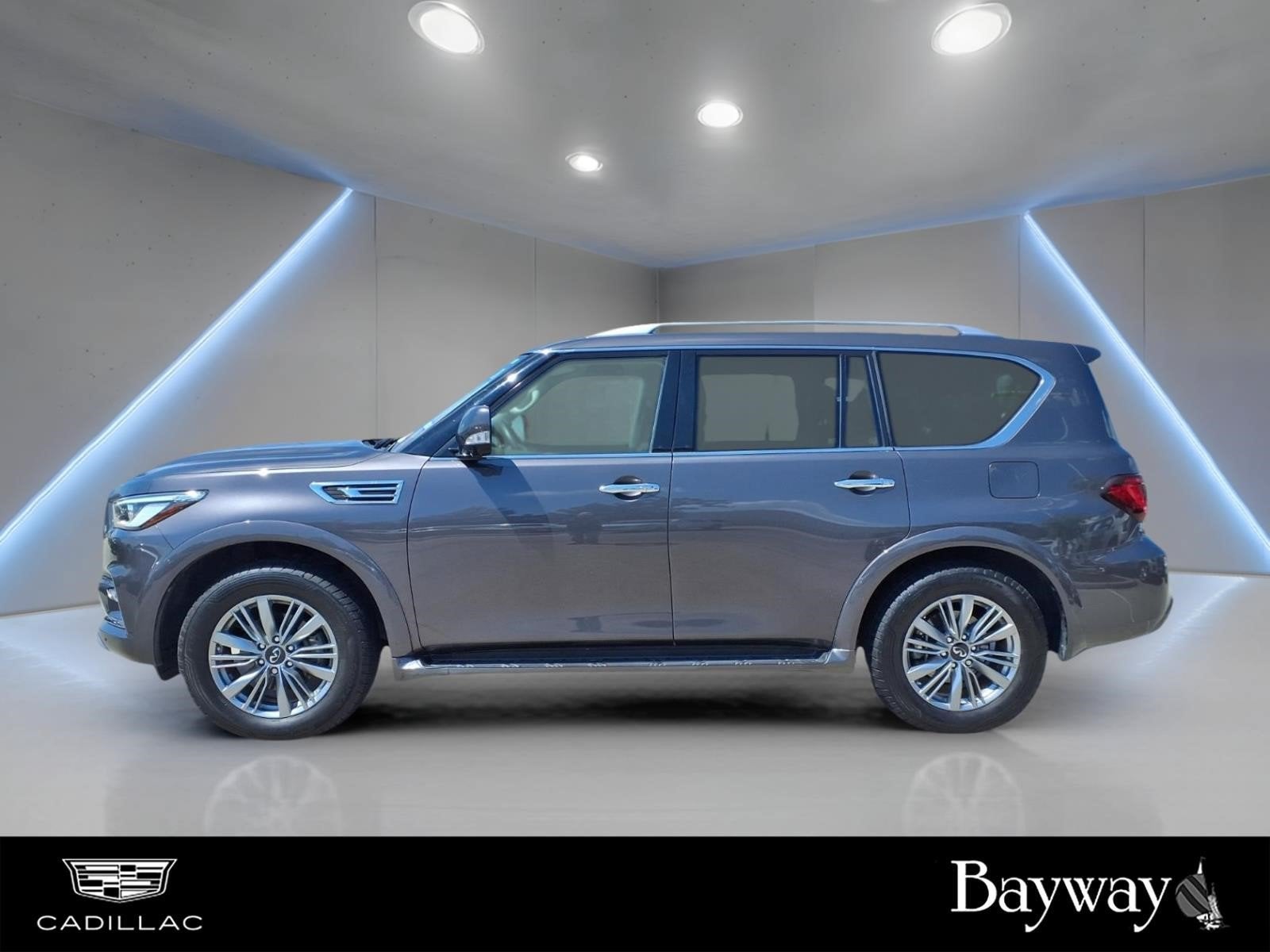 2022 INFINITI QX80 LUXE