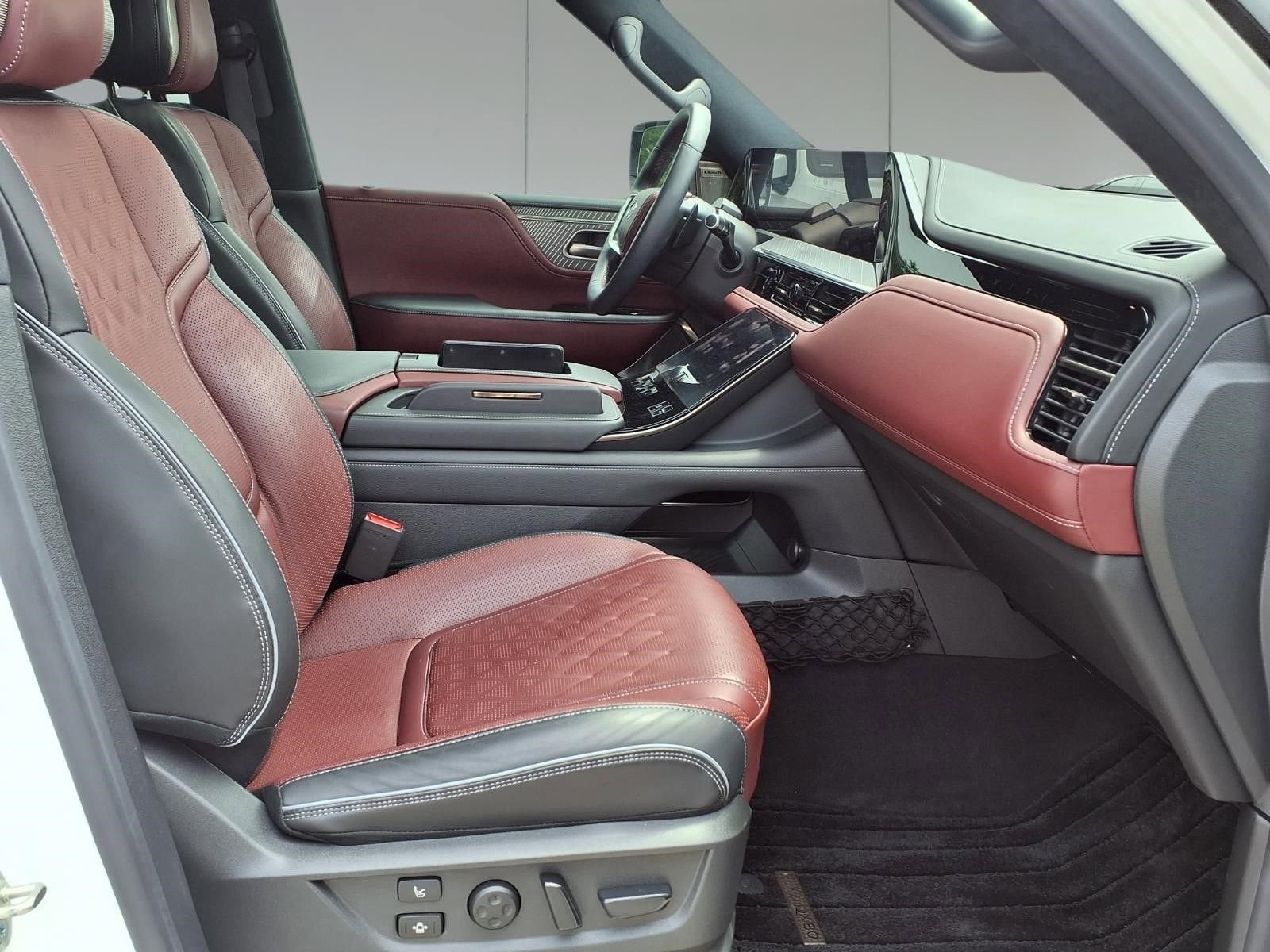 2025 INFINITI QX80 AUTOGRAPH