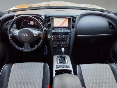 2017 INFINITI QX70 NA