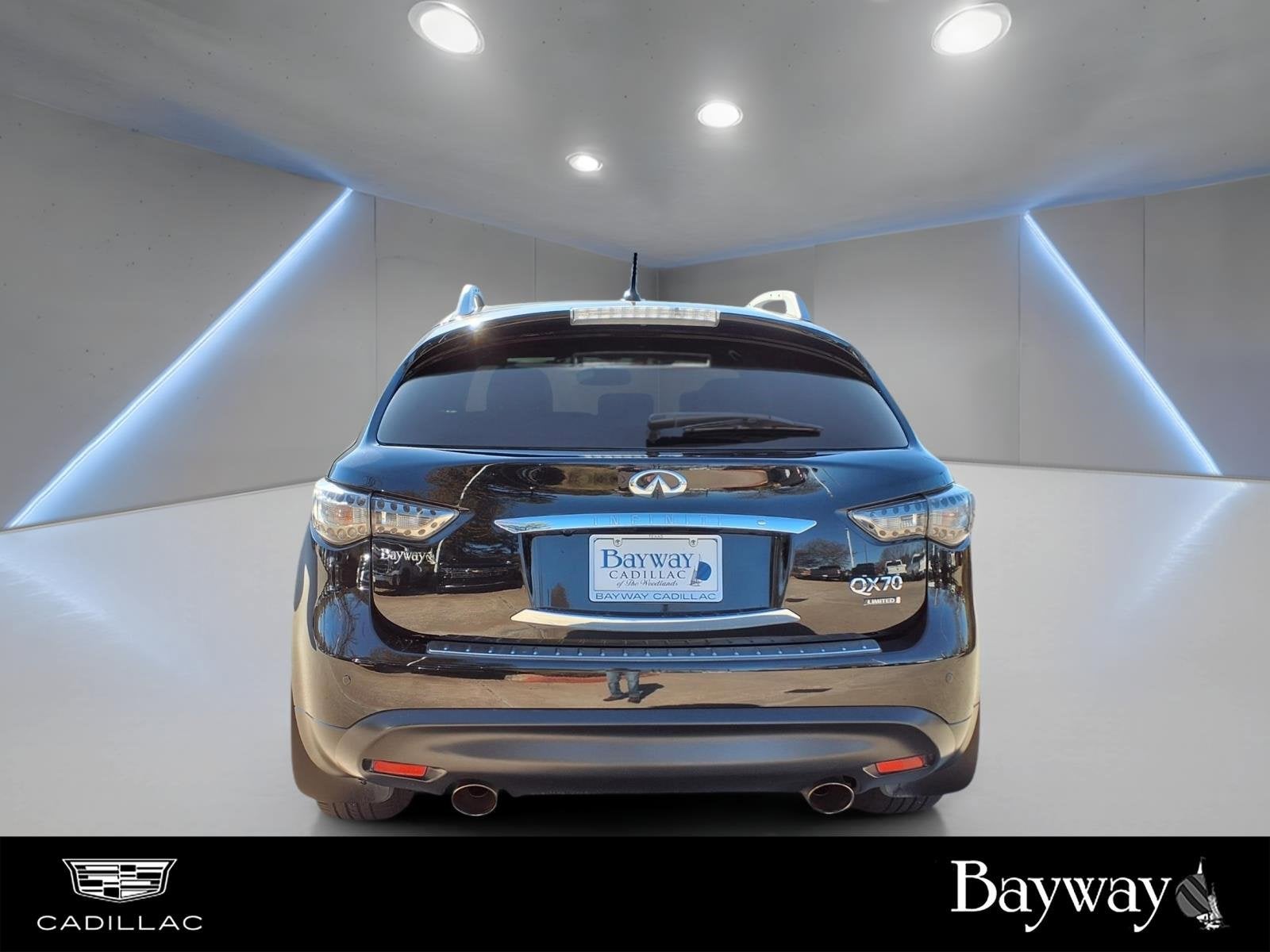 2017 INFINITI QX70 NA