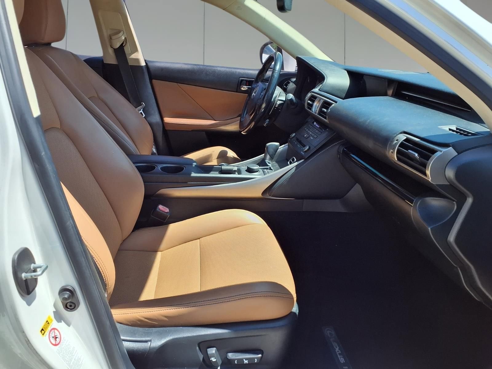 2016 Lexus IS 200t NA