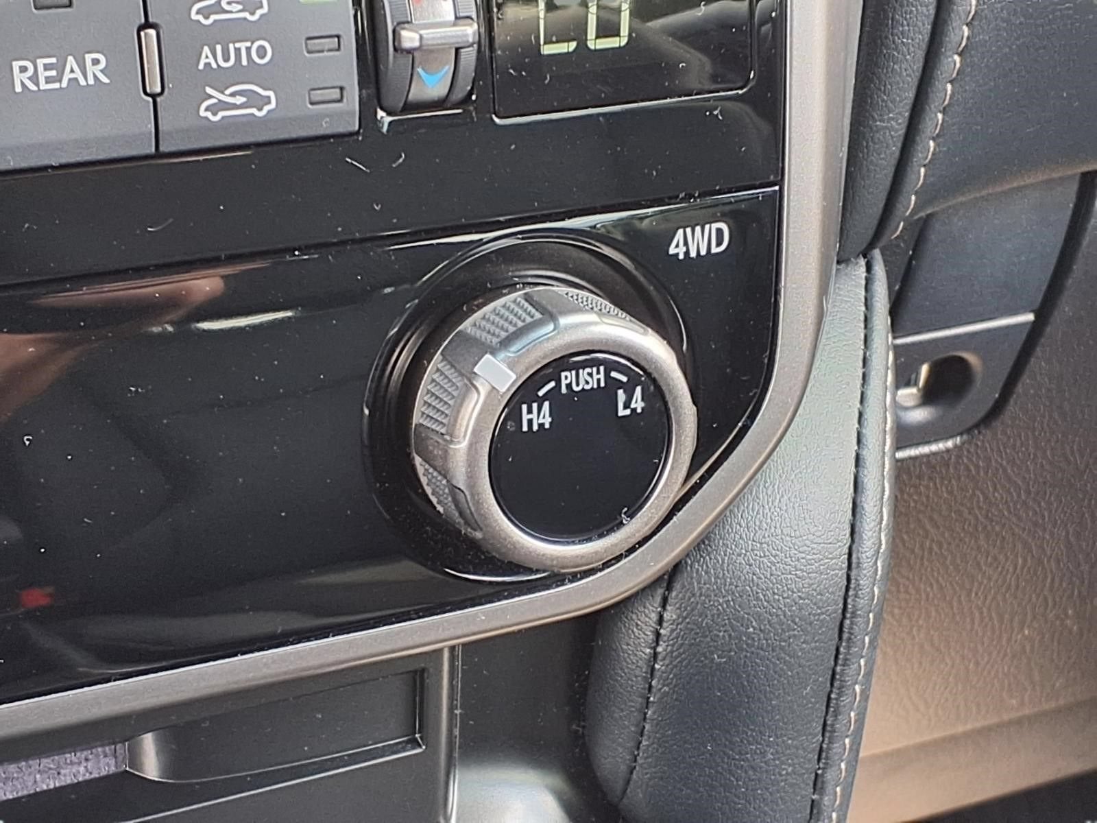 2023 Lexus GX GX 460 Premium