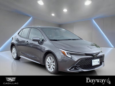 2025 Toyota Corolla Hatchback SE