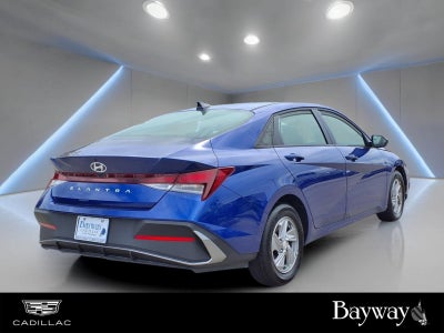 2025 Hyundai Elantra SE