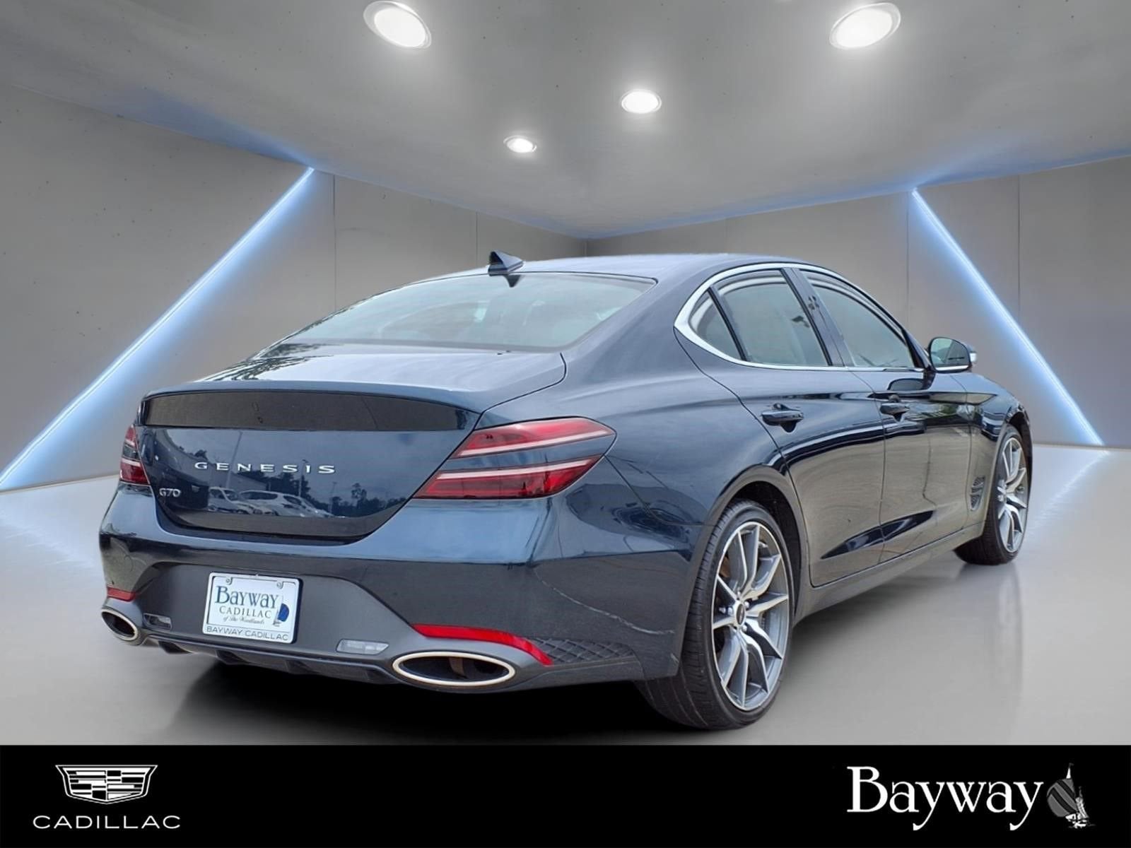 2025 Genesis G70 2.5T