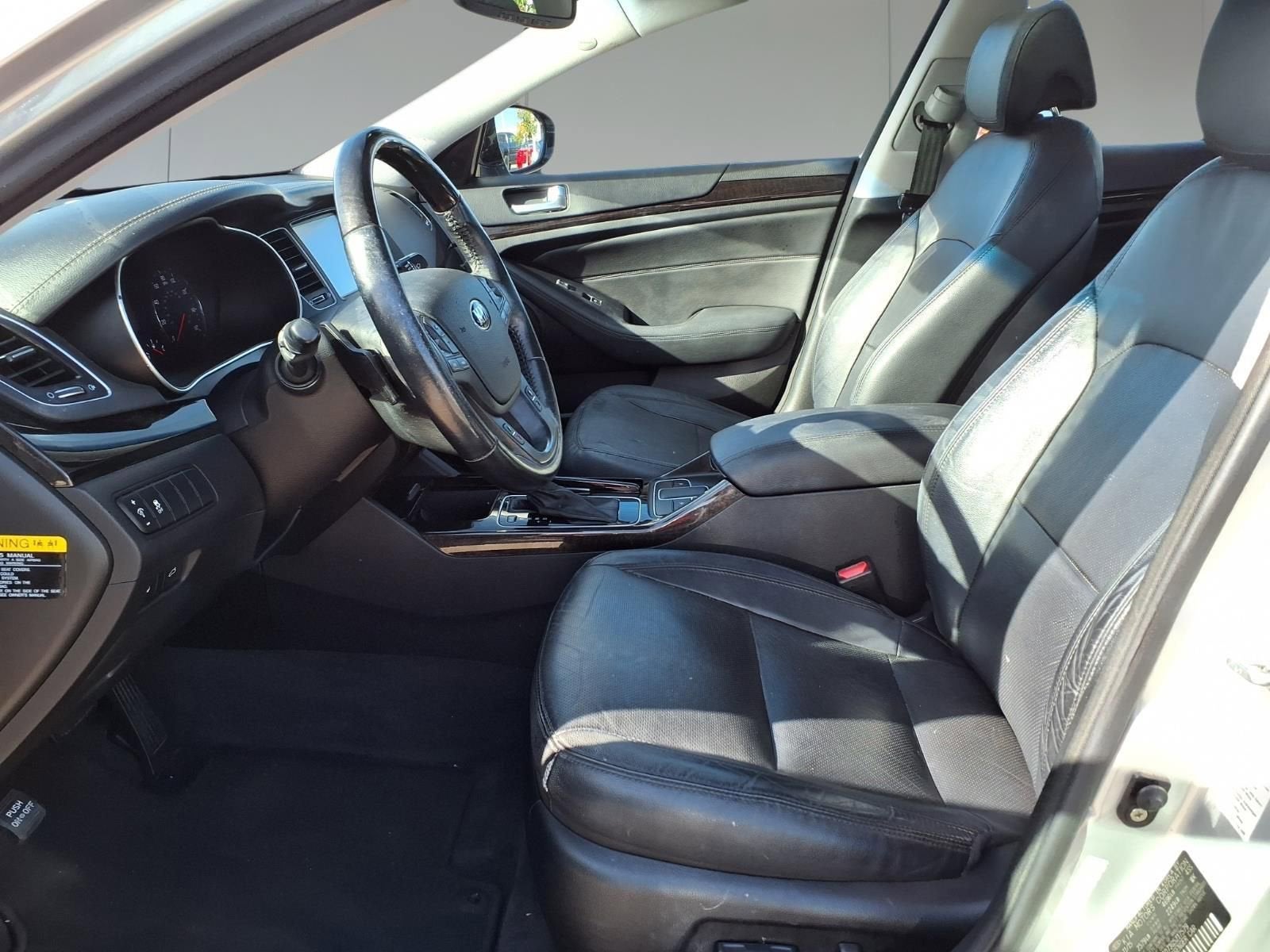 2016 Kia Cadenza Premium