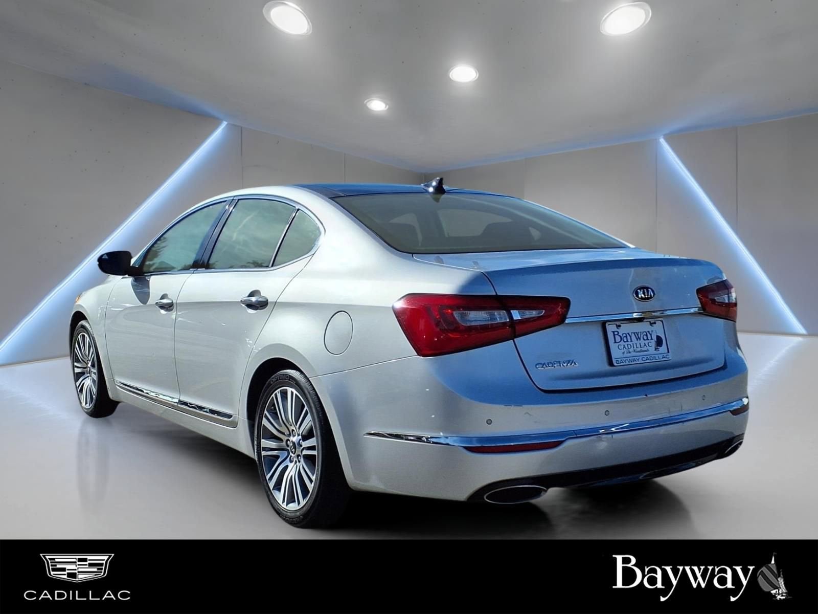 2016 Kia Cadenza Premium