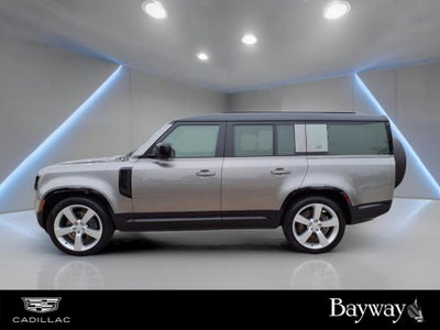 2023 Land Rover Defender X-Dynamic SE