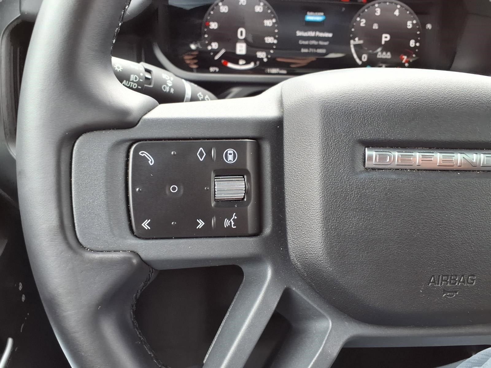 2025 Land Rover Defender S