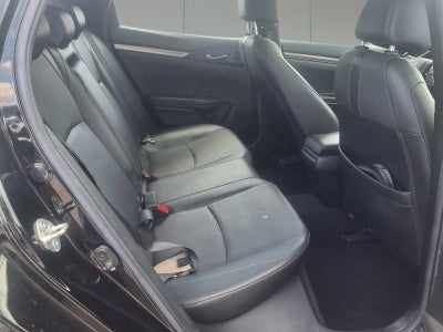 2017 Honda Civic Hatchback EX-L Navi