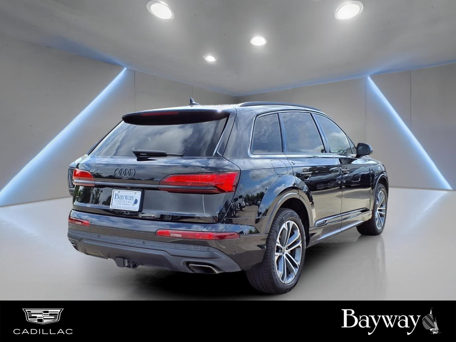 2025 Audi Q7 Premium Plus