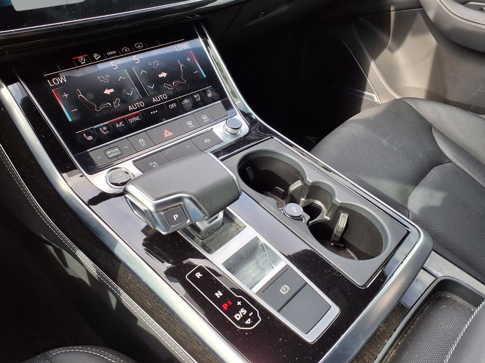 2025 Audi Q7 Premium Plus