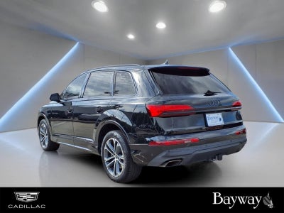 2025 Audi Q7 Premium Plus