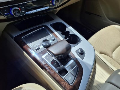 2019 Audi Q7 Premium Plus