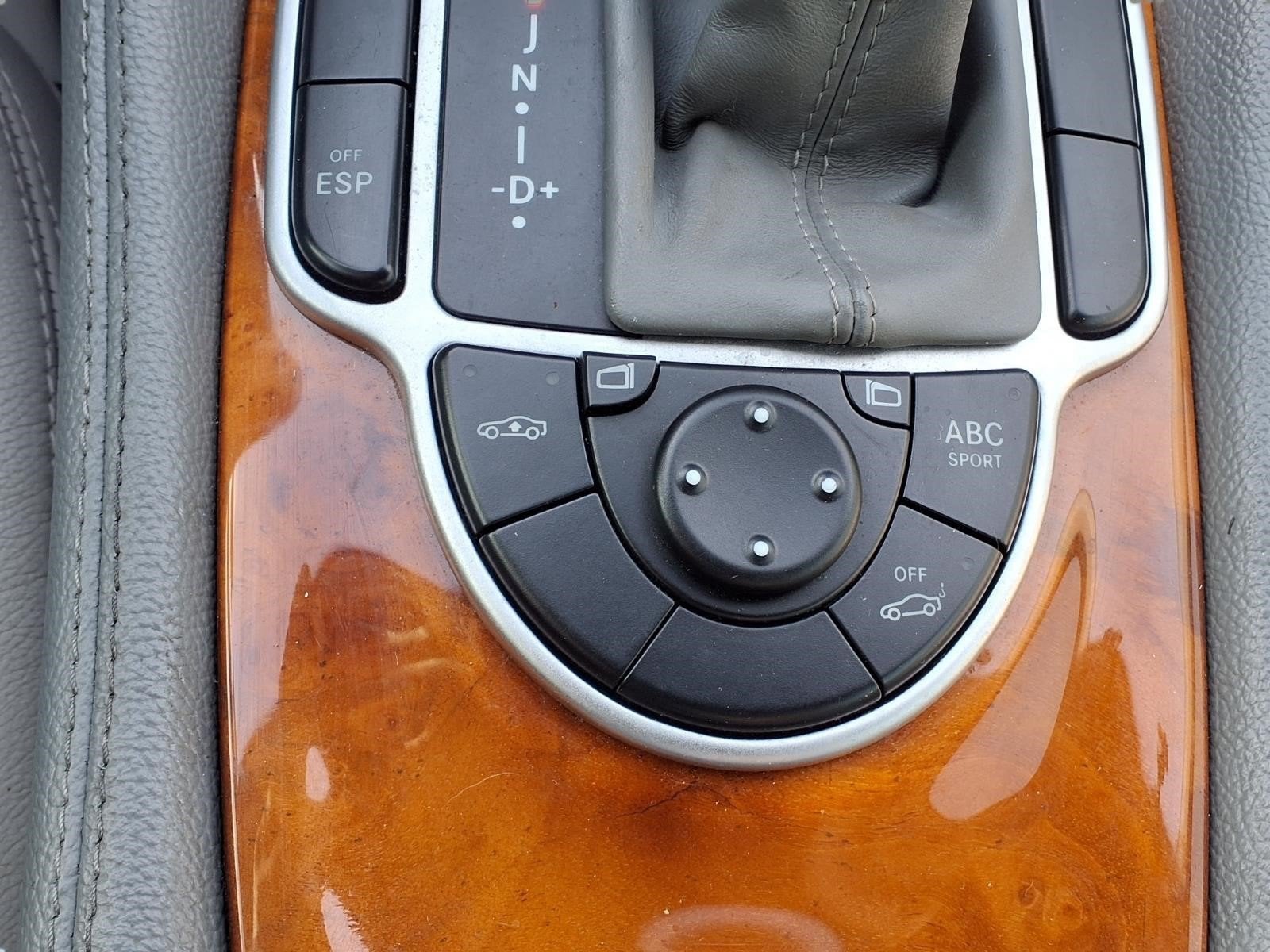2005 Mercedes-Benz SL-Class 5.0L