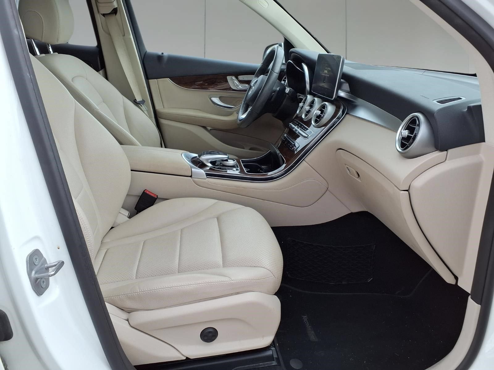 2018 Mercedes-Benz GLC GLC 300