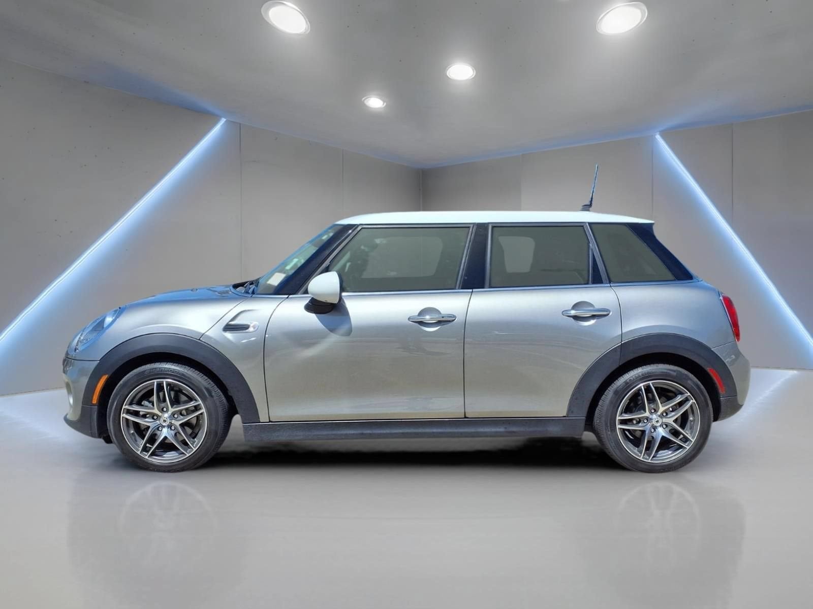 2019 MINI Hardtop 4 Door Cooper