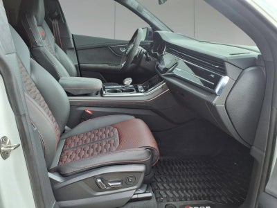 2026 Audi RS Q8 performance