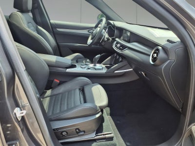 2023 Alfa Romeo Stelvio Veloce
