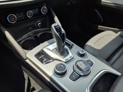 2023 Alfa Romeo Stelvio Veloce