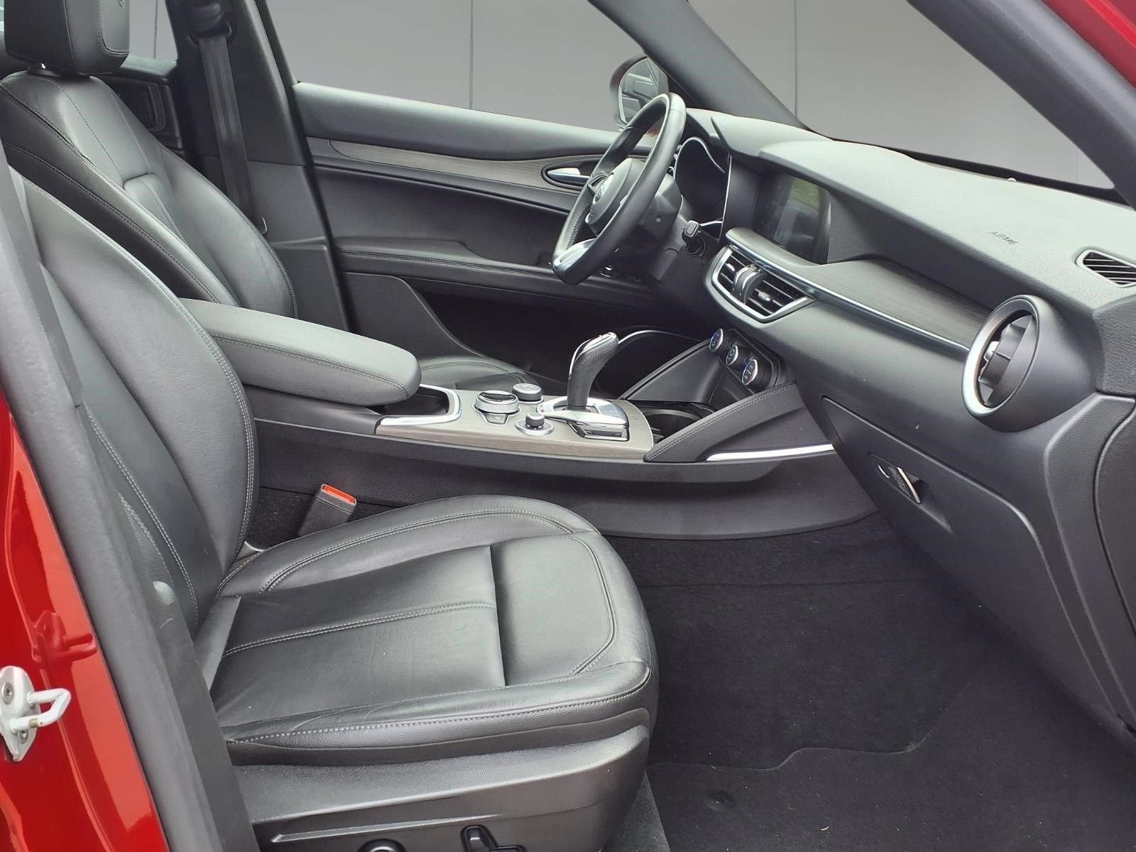2023 Alfa Romeo Stelvio Ti
